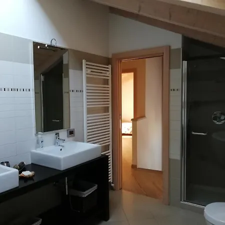 Lodge Casa Di Ronchi